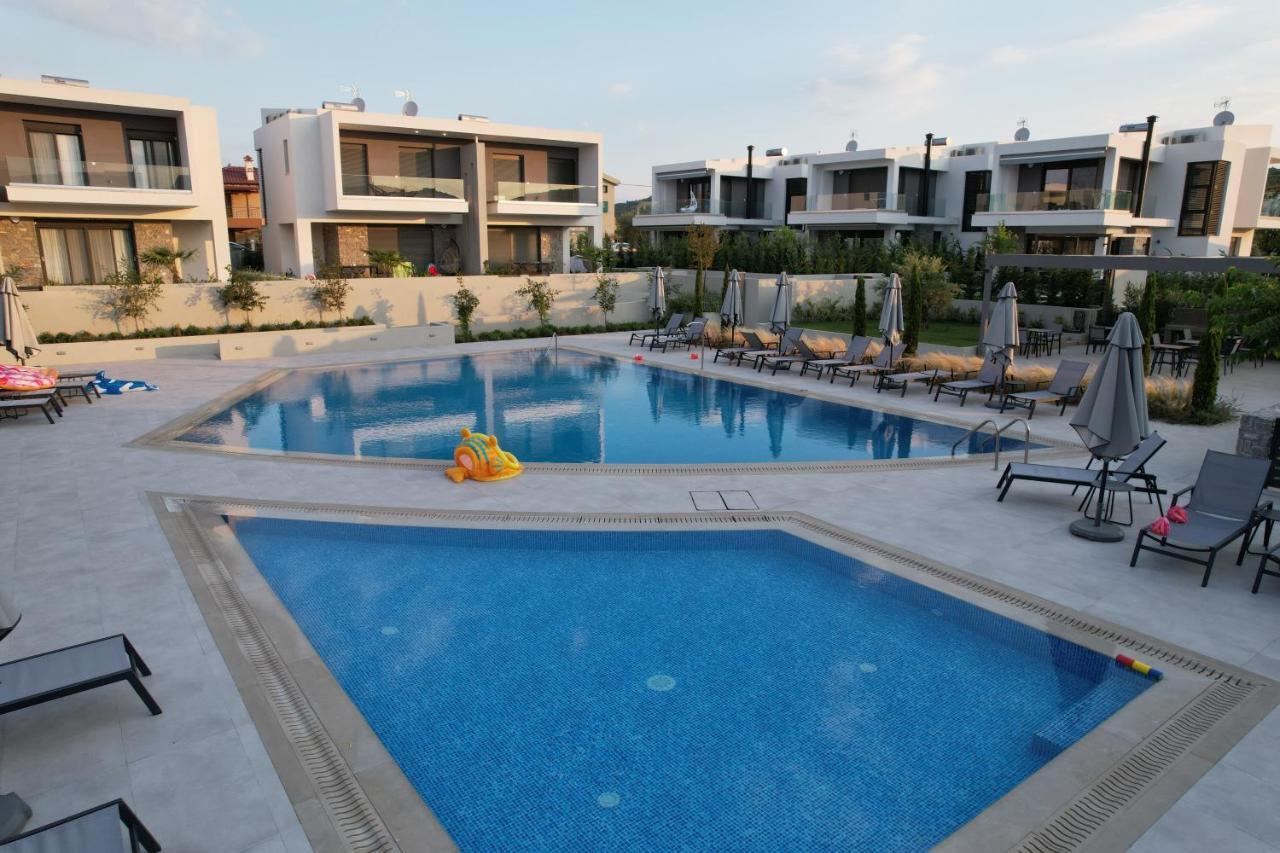 Olea Valley Holiday Villa Nikiti  Buitenkant foto