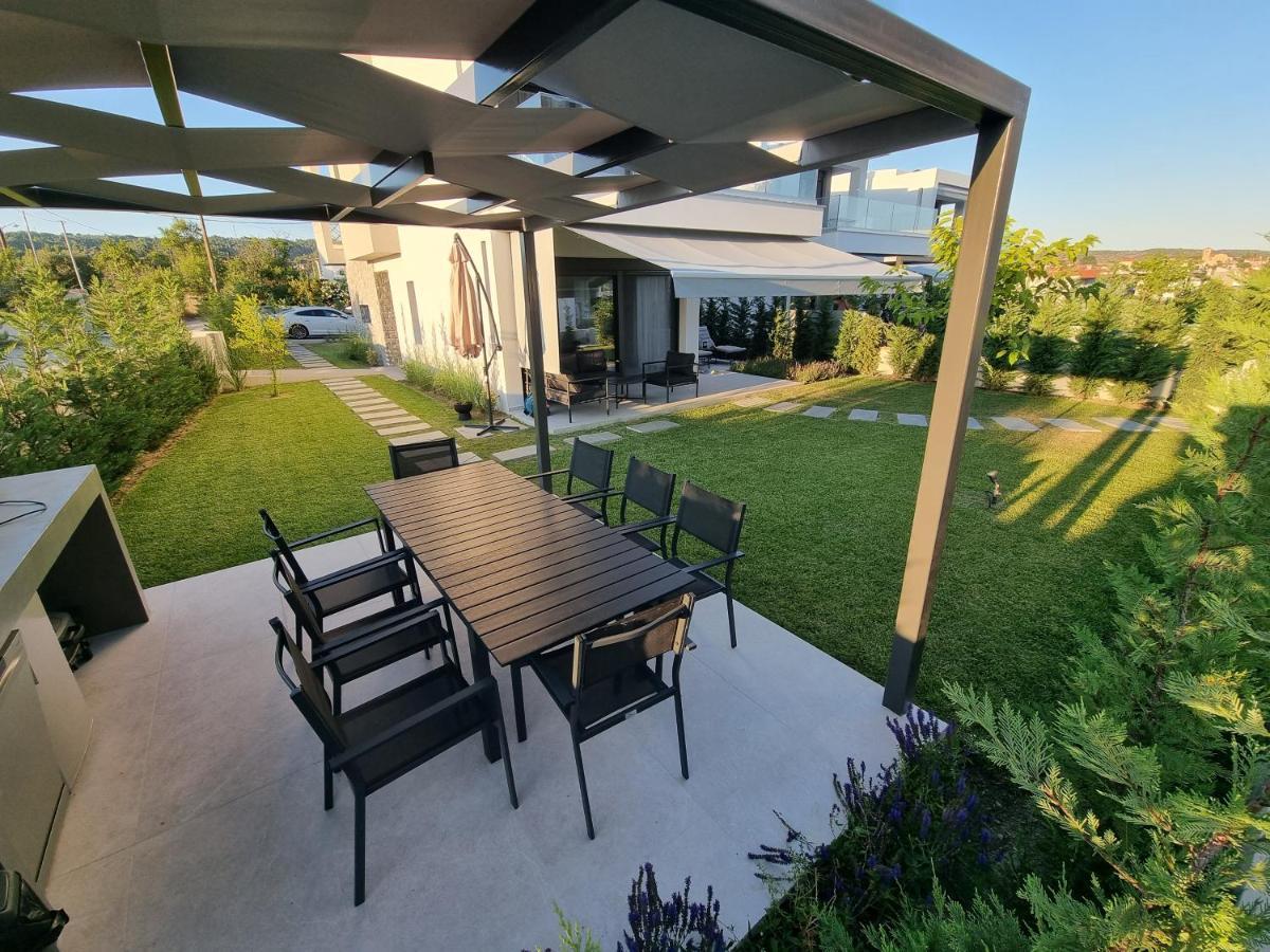 Olea Valley Holiday Villa Nikiti  Buitenkant foto