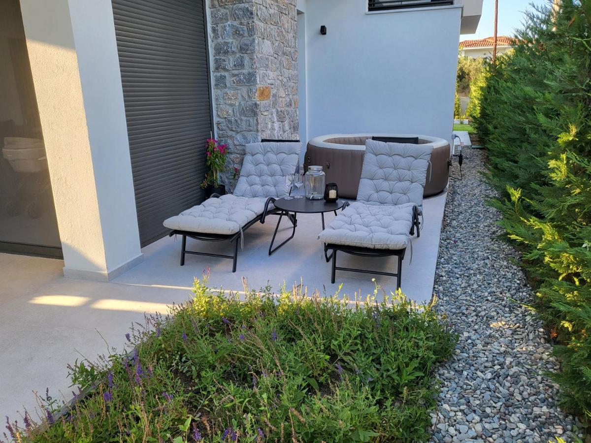 Olea Valley Holiday Villa Nikiti  Buitenkant foto